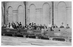 El metro de Londres, el primer ferrocarril subterráneo, se inauguró en 1863.